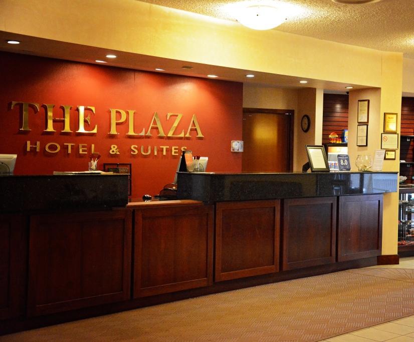 Plaza Hotel & Suites - オー・クレア エクステリア 写真