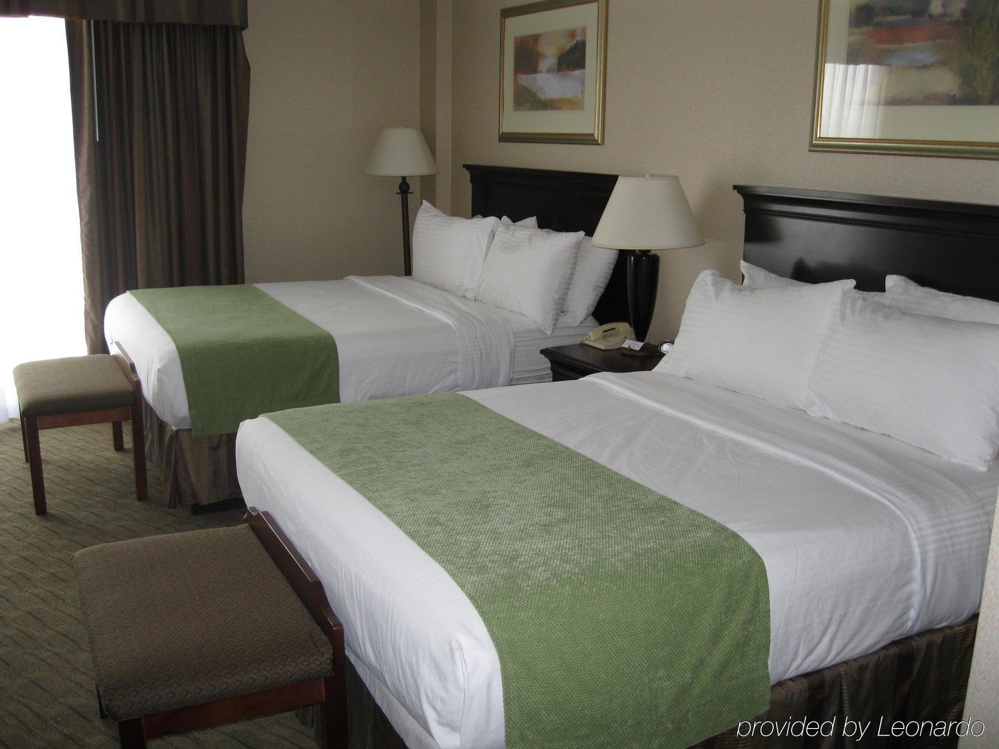 Plaza Hotel & Suites - オー・クレア エクステリア 写真